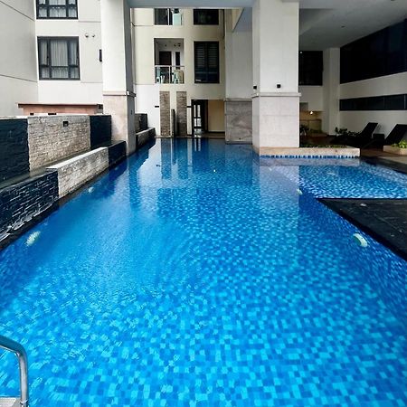Greenbelt Hamilton Tower 1 Legazpi Makati City Dış mekan fotoğraf